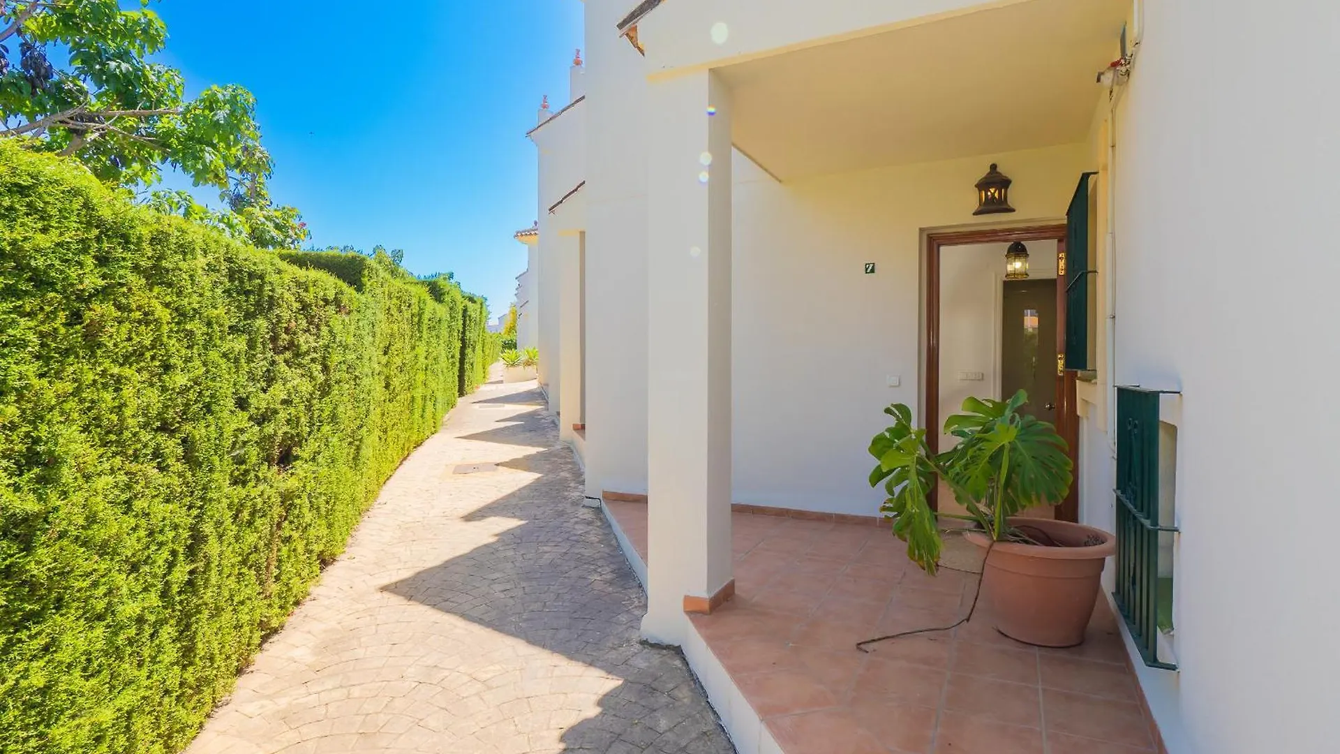 Cubo'S Townhouse Sierrezuela Villa Fuengirola 0*,  Spain