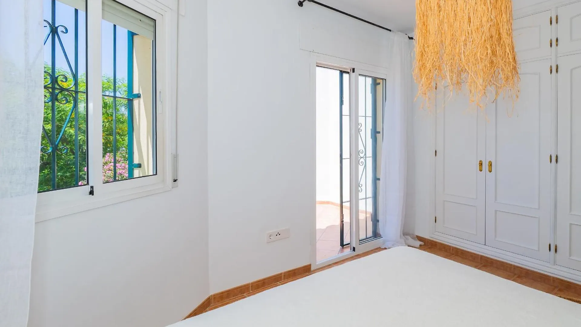 Cubo'S Townhouse Sierrezuela Villa Fuengirola 0*,