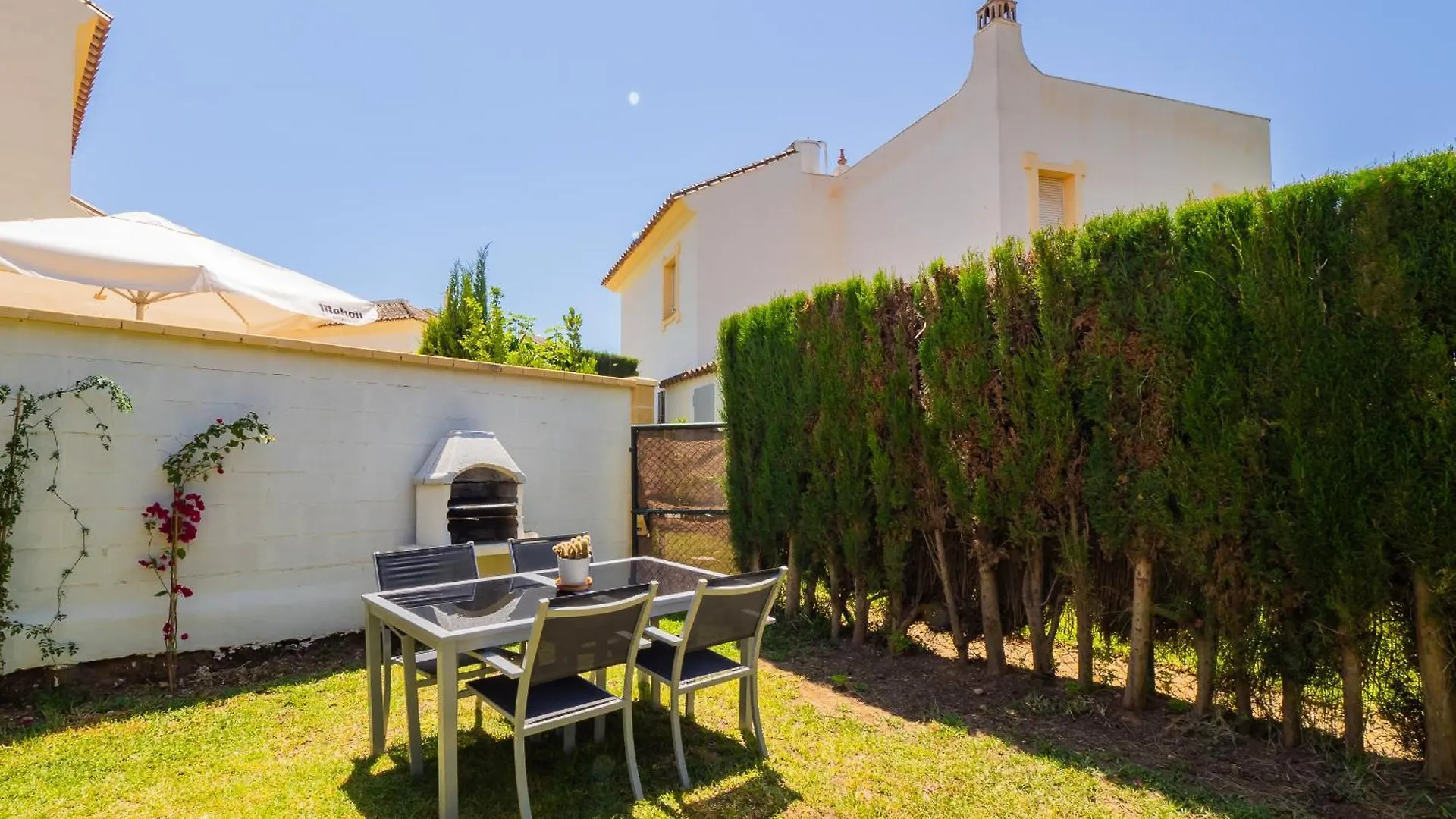 Cubo'S Townhouse Sierrezuela Villa Fuengirola Spain